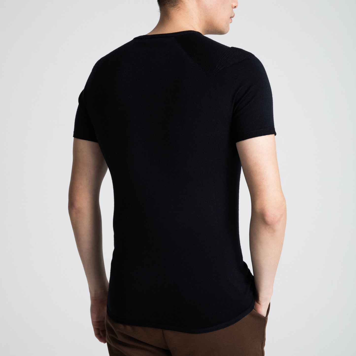 Natural Seamless Merino Tee-Black
