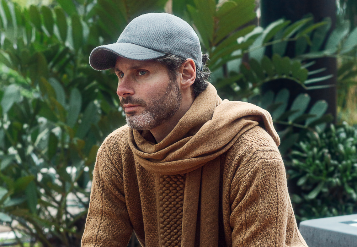 giannotti-monaco-pull-weekender-cachemire-aran-model-toasted-pecan