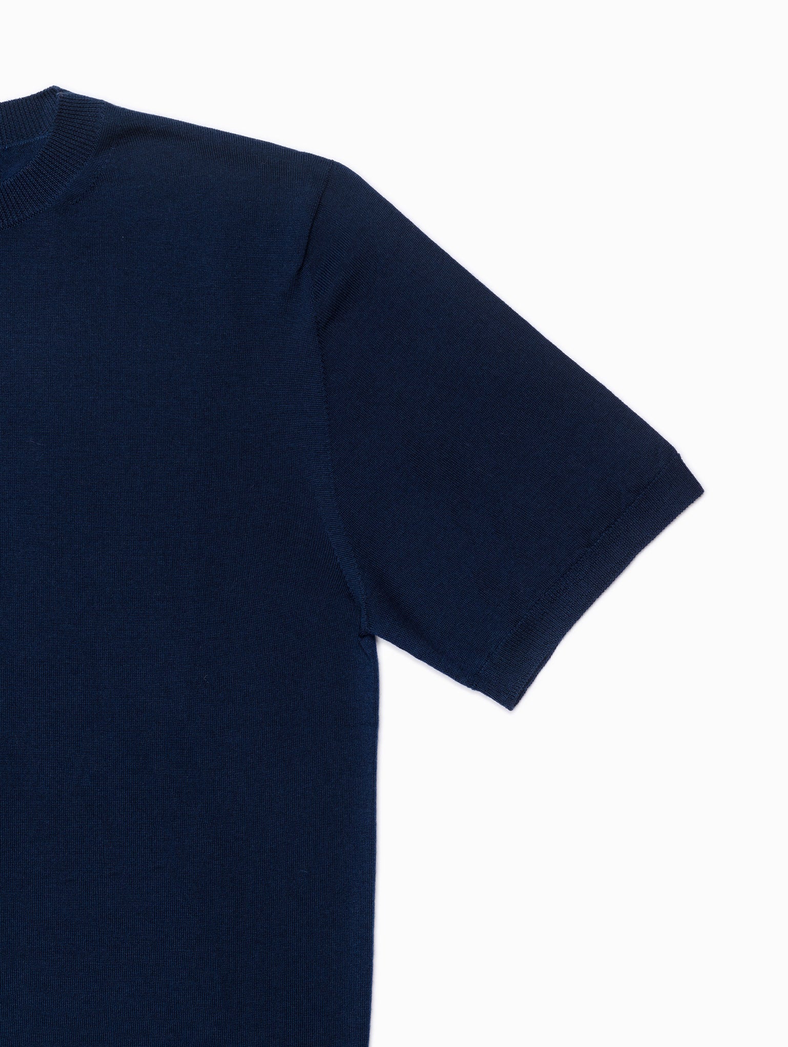 merino-relaxed-t-shirt-cosmos