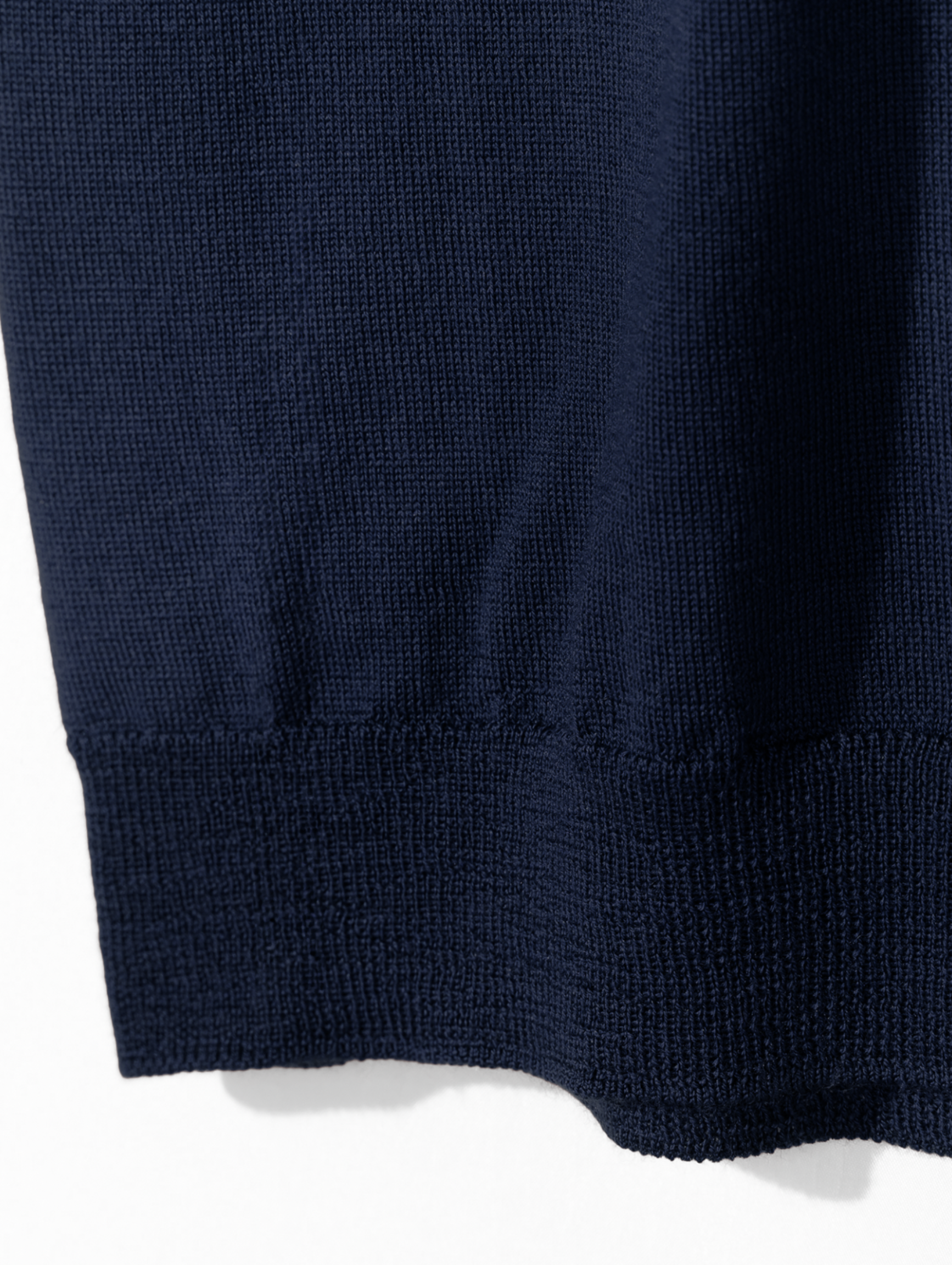 merino-relaxed-t-shirt-cosmos