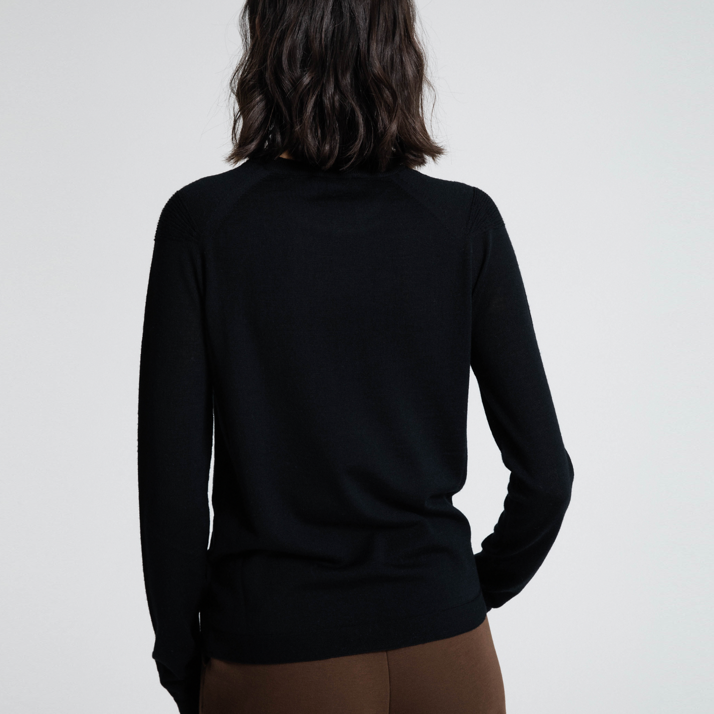 Womens’ Natural Crew in ZQRX Merino-Black